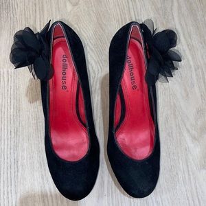 Dollhouse black heels size 8